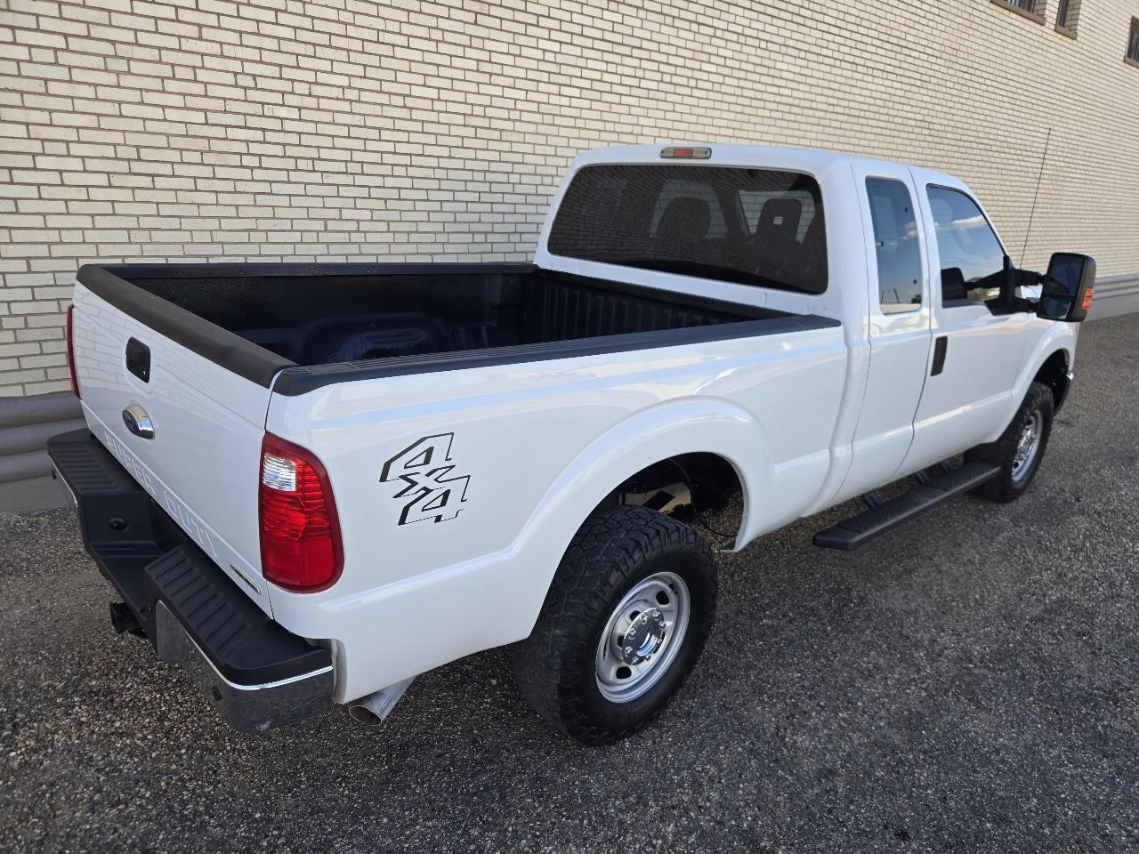 Ford Super Duty F-250 SRW XL 4WD SuperCab 6.75' Box 2016