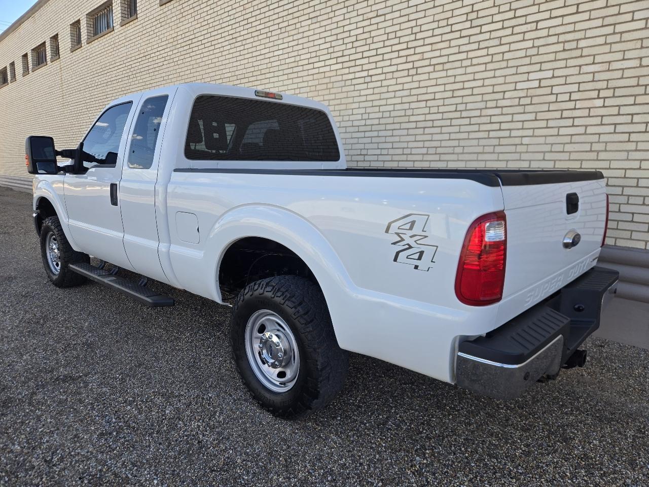 Ford Super Duty F-250 SRW XL 4WD SuperCab 6.75' Box 2016