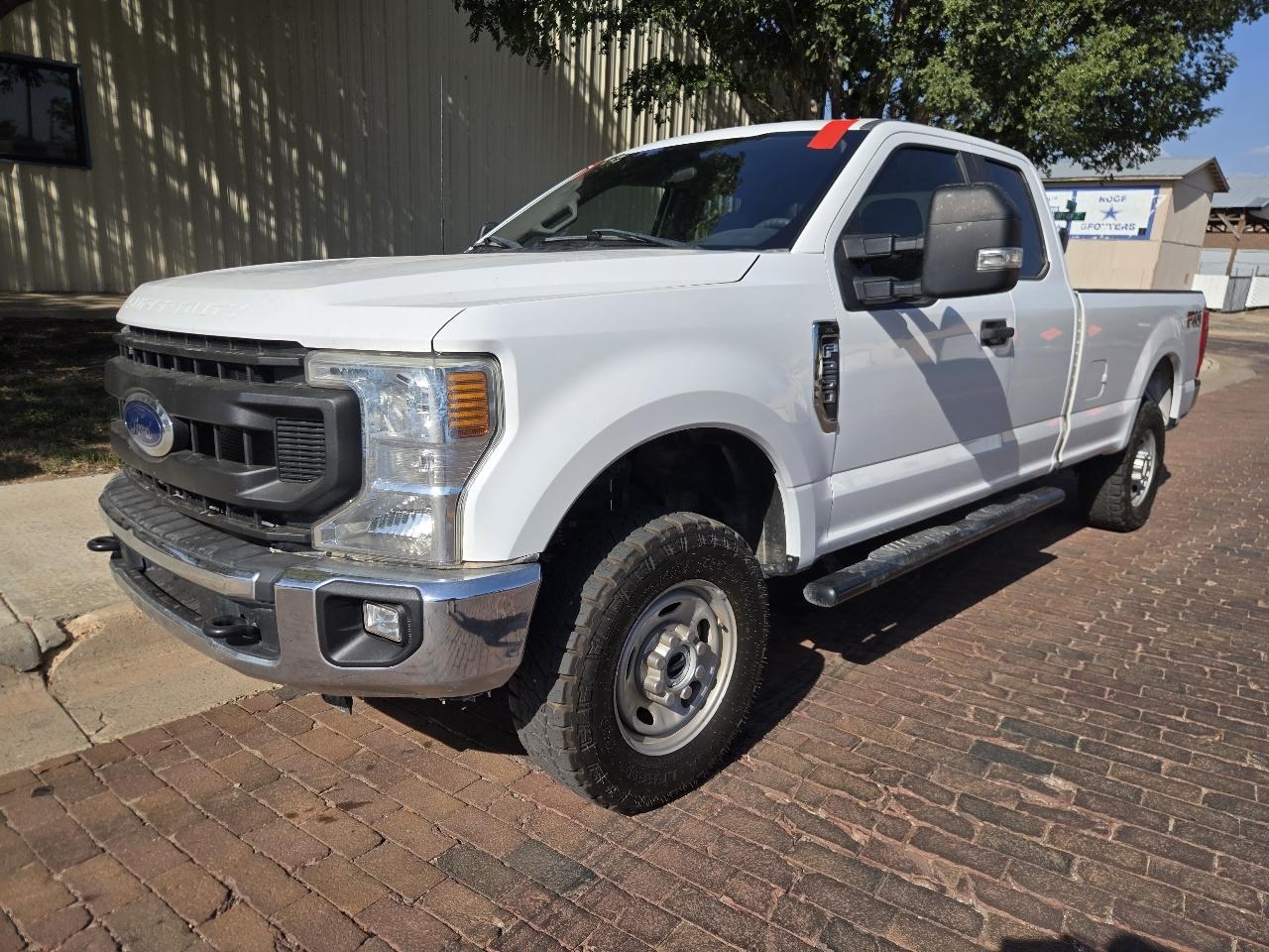 Ford Super Duty F-250 SRW XL 4WD SuperCab 8' Box 2022