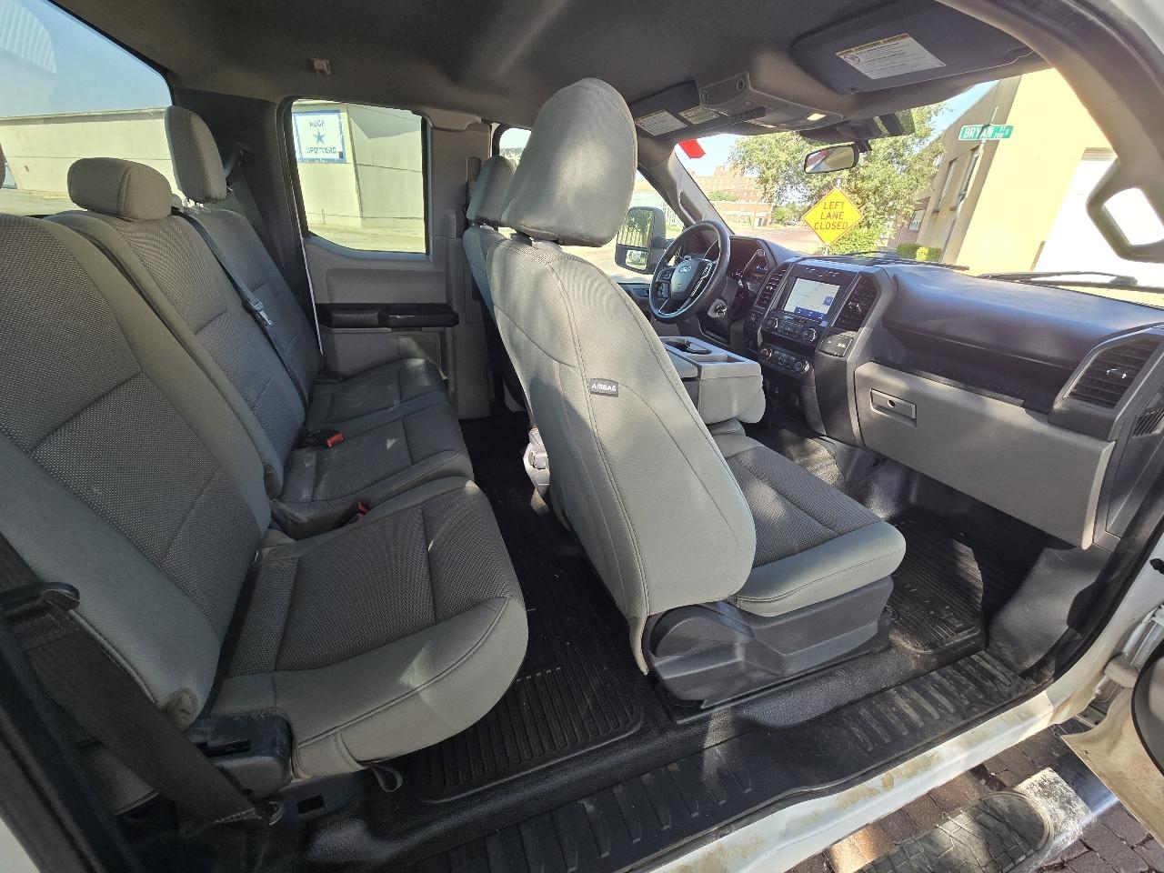 Ford Super Duty F-250 SRW XL 4WD SuperCab 8' Box 2022