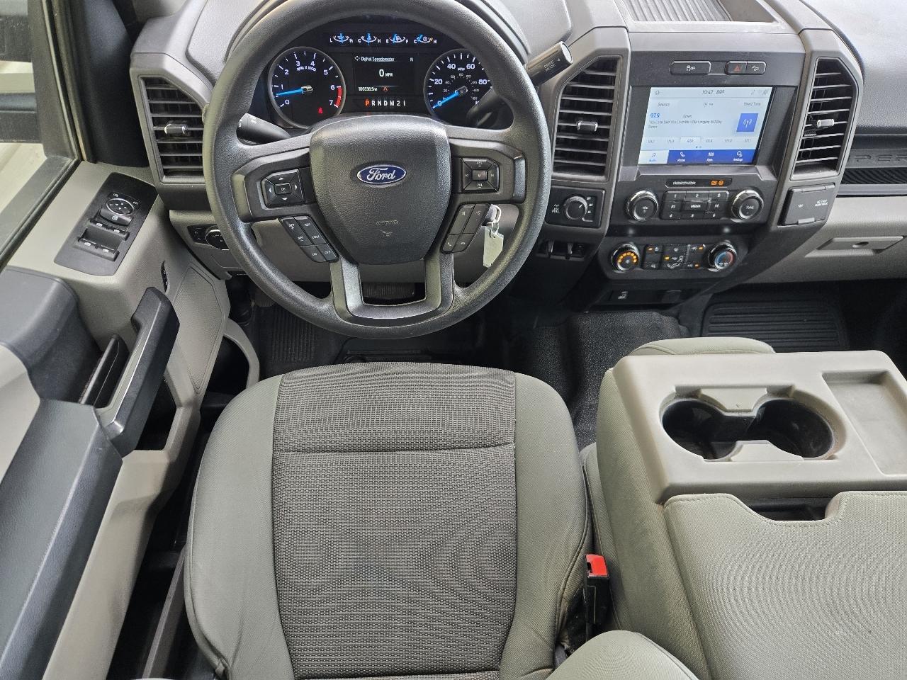 Ford Super Duty F-250 SRW XL 4WD SuperCab 8' Box 2022