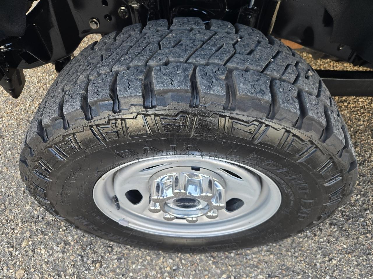 Ford Super Duty F-250 SRW XL 4WD SuperCab 8' Box 2022