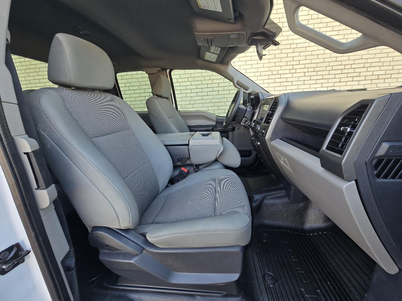Ford Super Duty F-250 SRW XL 4WD SuperCab 8' Box 2022