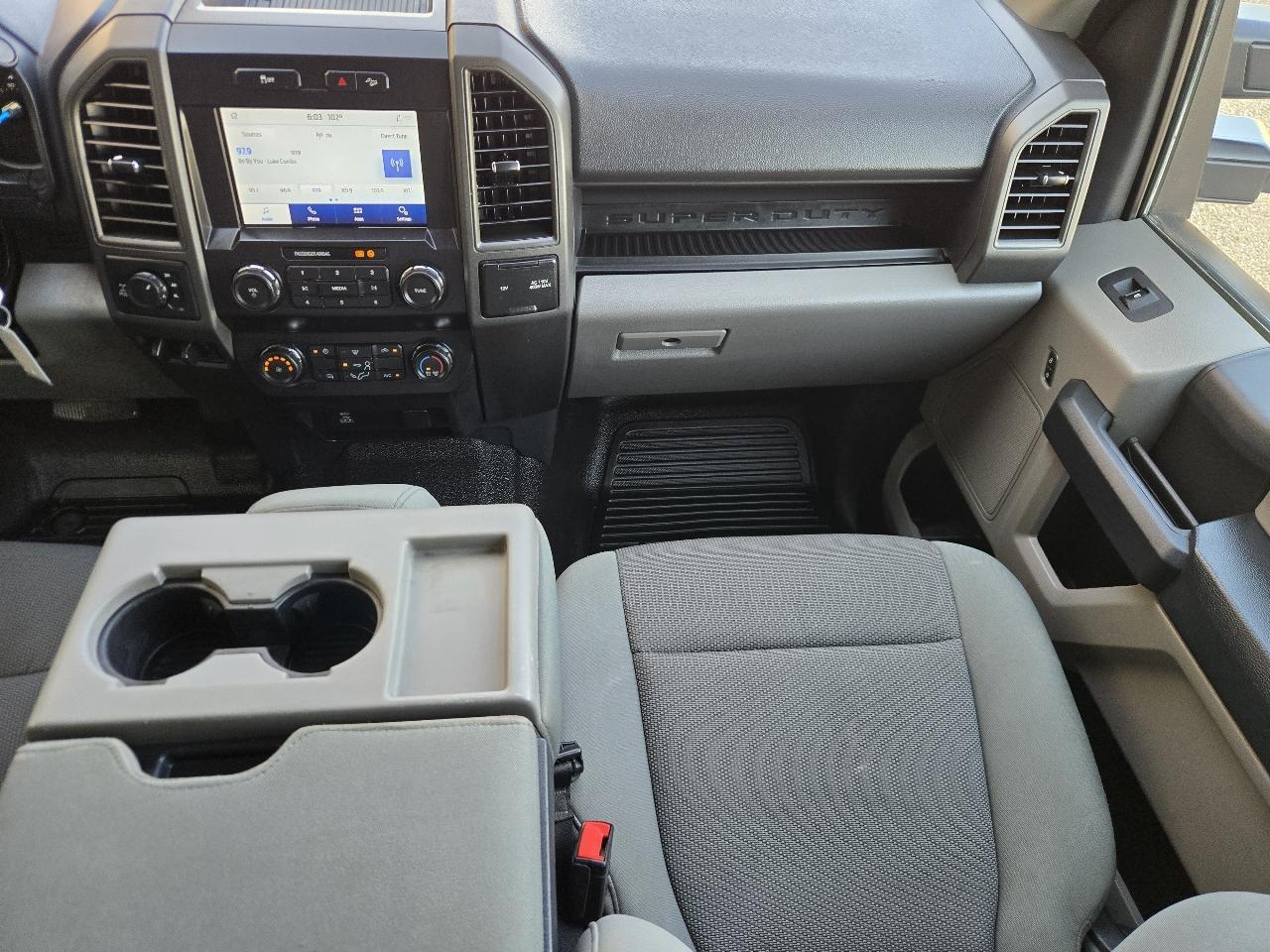 Ford Super Duty F-250 SRW XL 4WD SuperCab 8' Box 2022