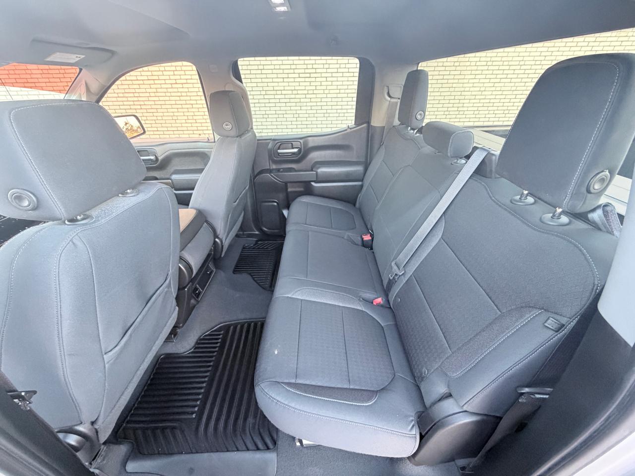 Chevrolet Silverado 1500 Crew Cab Crew Cab 143.5" WB 4WD LT 2019