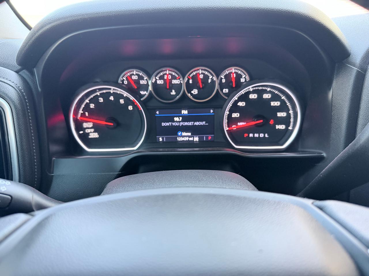 Chevrolet Silverado 1500 4WD Crew Cab 147" RST 2019