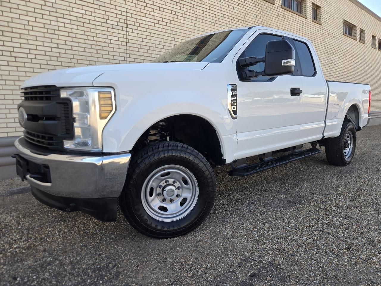 Ford Super Duty F-250 SRW XL 4WD SuperCab 6.75' Box 2019