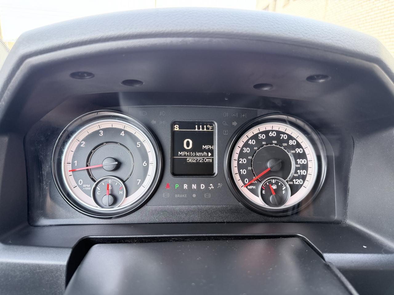 RAM 2500 Tradesman 4x4 Crew Cab 6'4" Box 2017