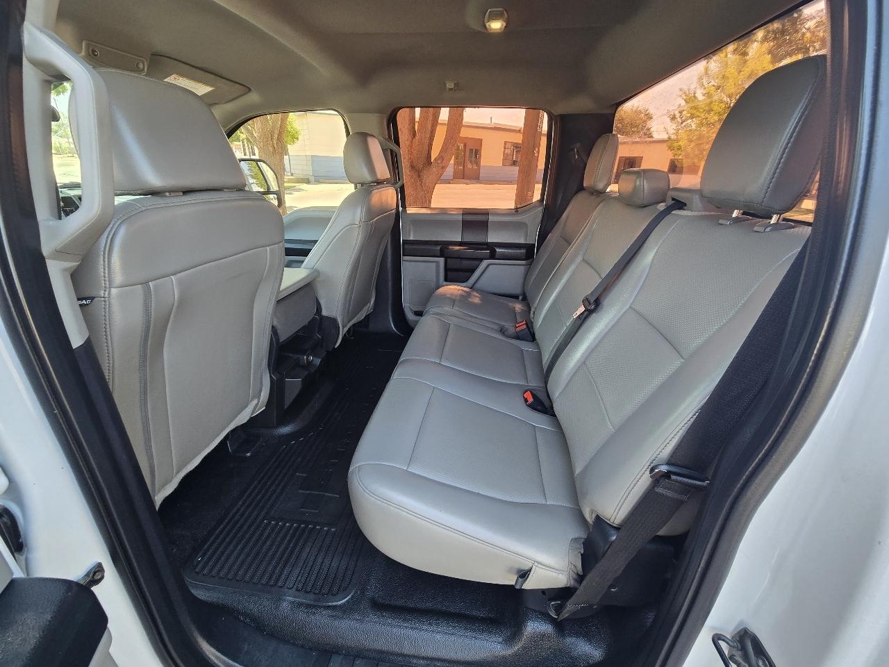 Ford Super Duty F-250 SRW XL 4WD Crew Cab 8' Box 2020