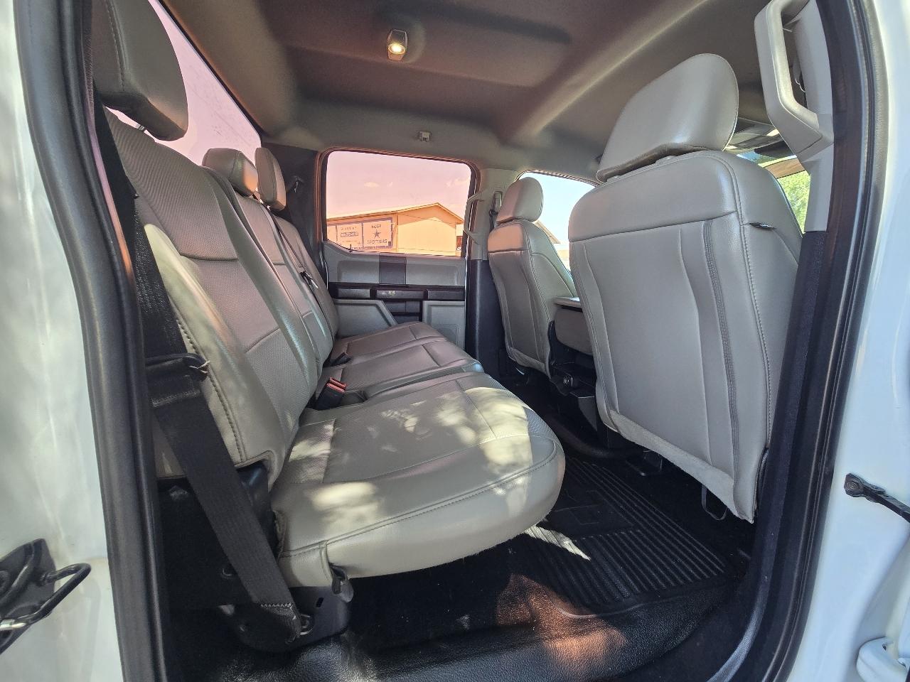 Ford Super Duty F-250 SRW XL 4WD Crew Cab 8' Box 2020