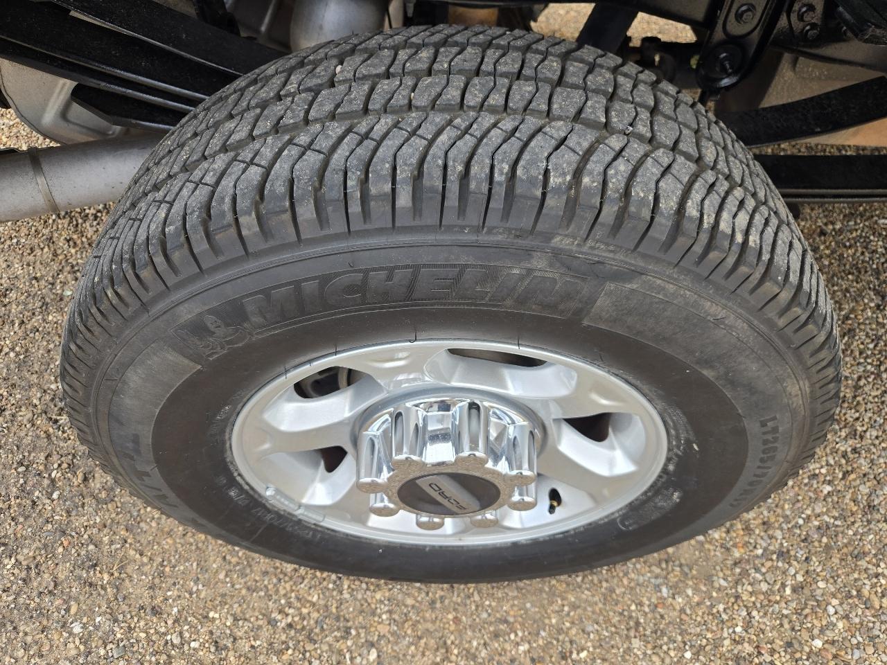 Ford Super Duty F-250 SRW XL 4WD Crew Cab 8' Box 2020