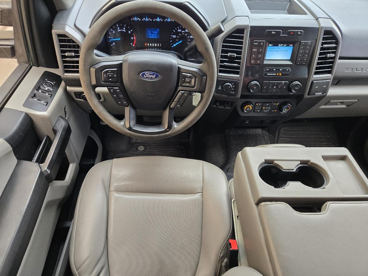 Ford Super Duty F-250 SRW XL 4WD Crew Cab 8' Box 2020