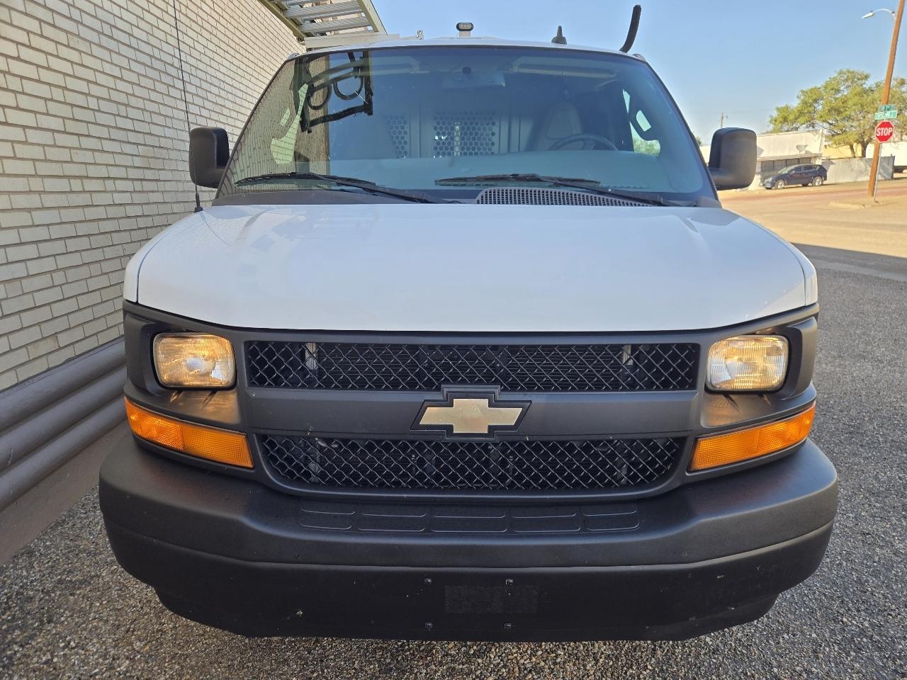 Chevrolet Express Cargo Van RWD 2500 135" 2017