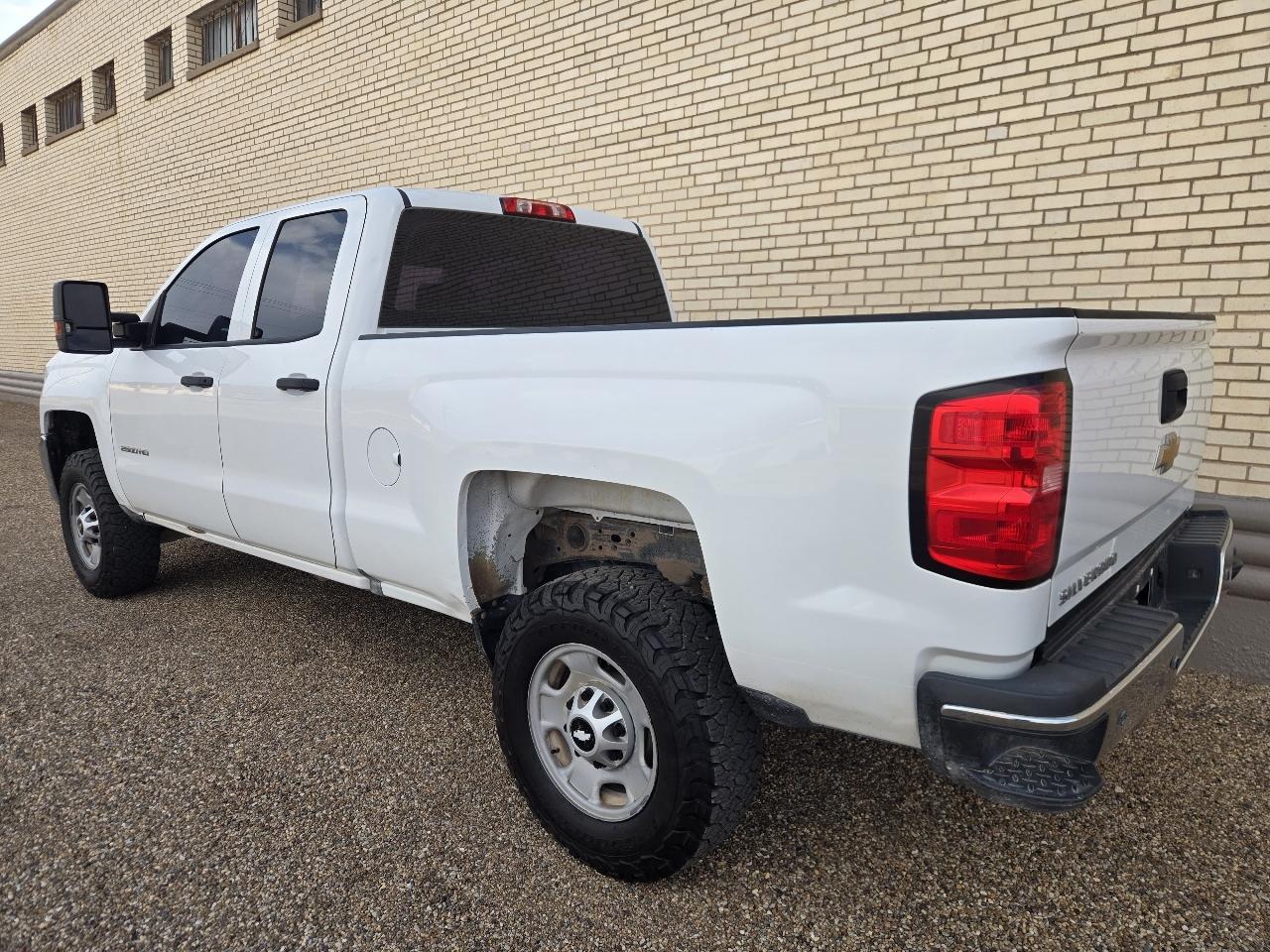 Chevrolet Silverado 2500HD Work Truck Double Cab 2WD 2017
