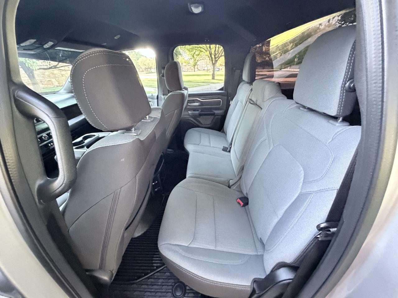 RAM 1500 Lone Star 4x2 Quad Cab 6'4" Box 2021