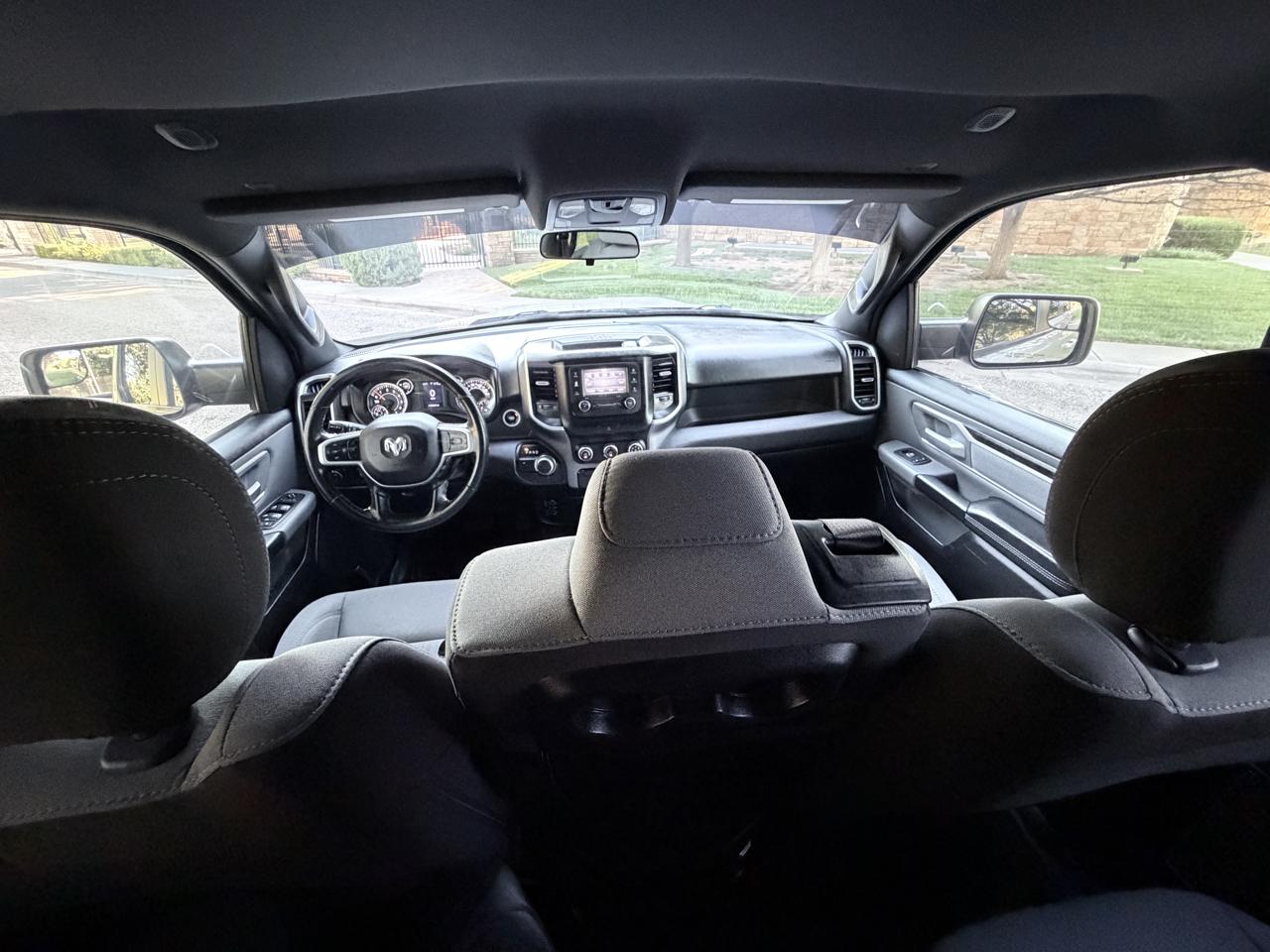 RAM 1500 Lone Star 4x2 Quad Cab 6'4" Box 2021