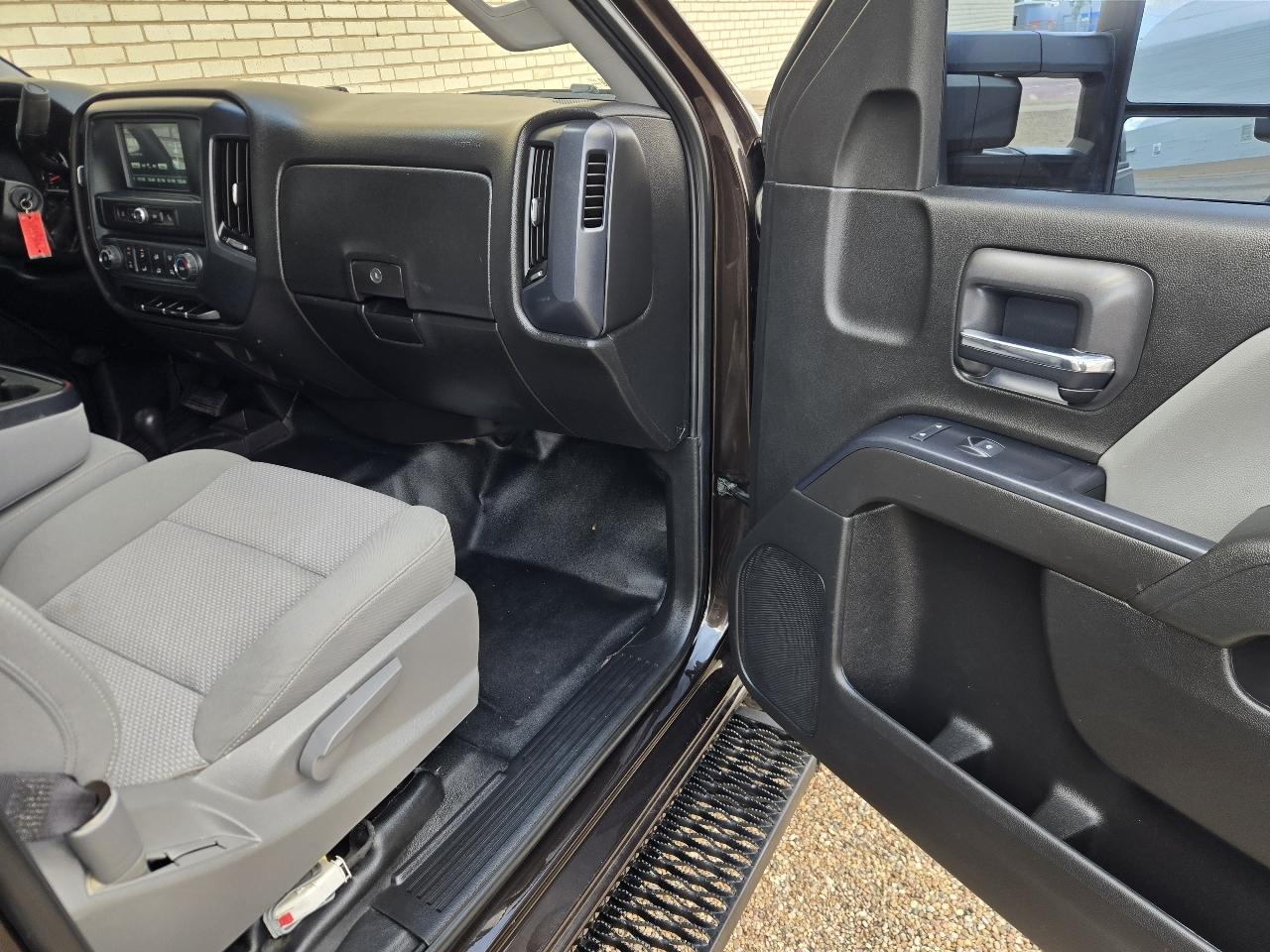 Chevrolet Silverado 2500HD Work Truck Double Cab Long Box 4WD 2019