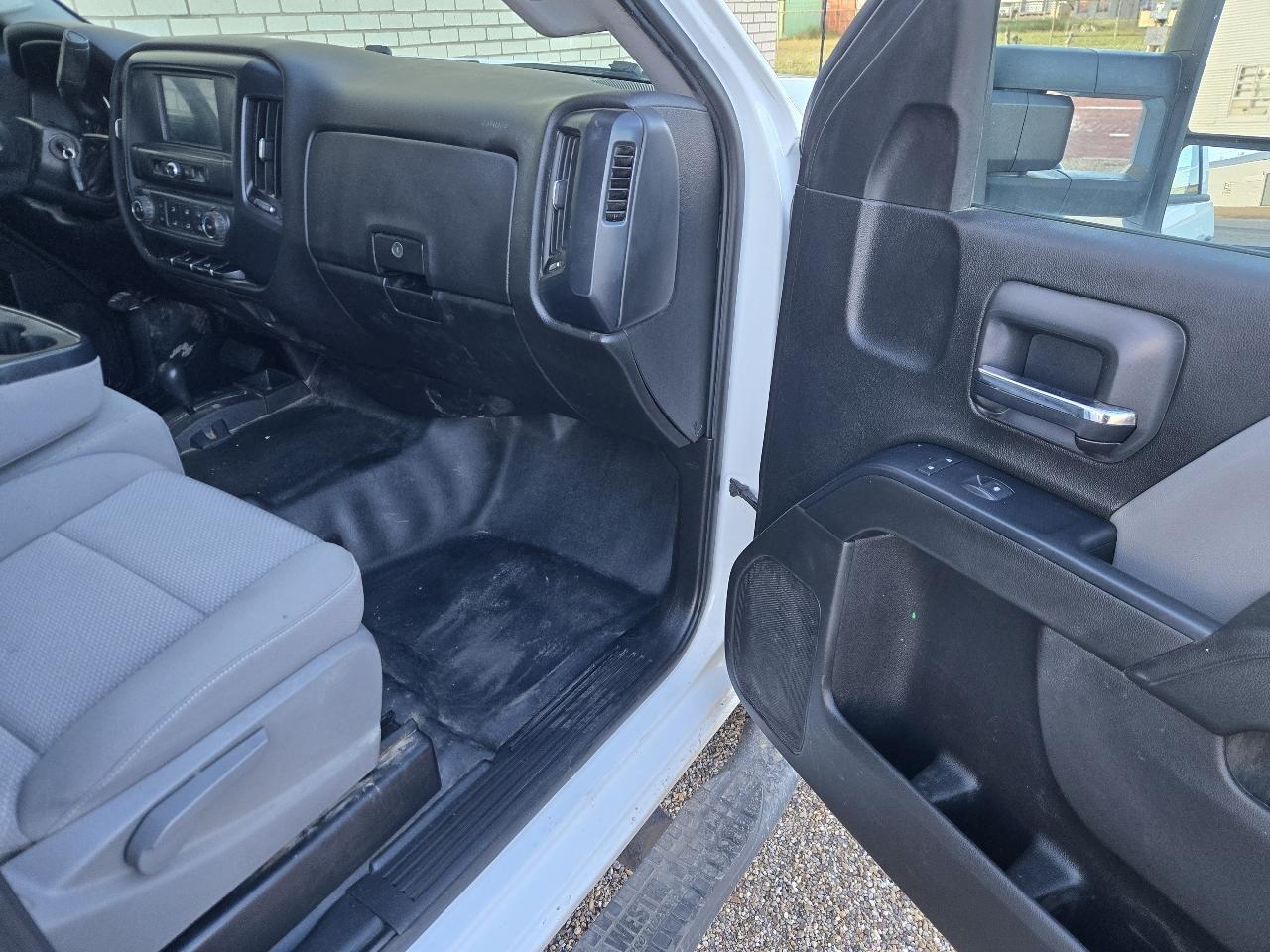 Chevrolet Silverado 2500HD Work Truck Crew Cab Long Bed 4WD 2019