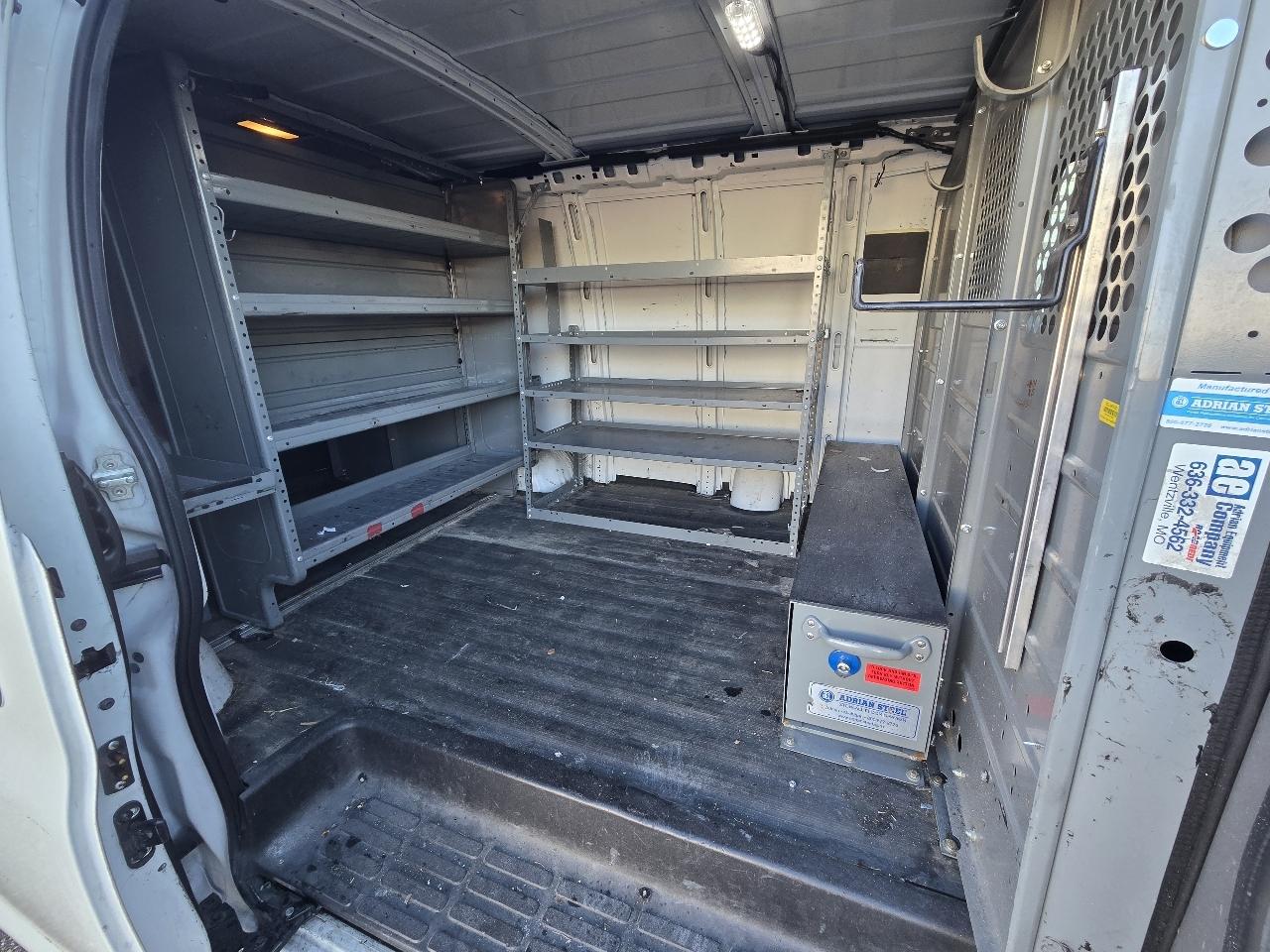 Chevrolet Express Cargo Van RWD 2500 135" 2014