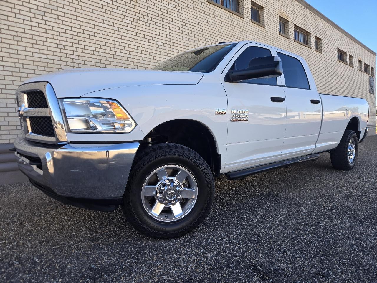 RAM 2500 Tradesman Crew Cab LWB 4WD 2013