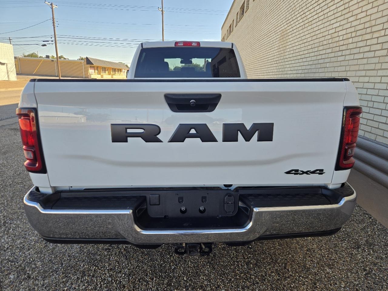 RAM 2500 Tradesman Crew Cab LWB 4WD 2013