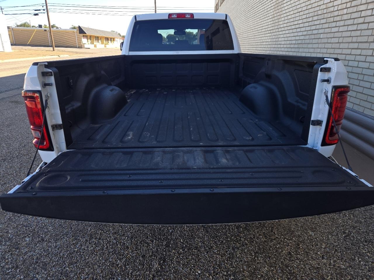 RAM 2500 Tradesman Crew Cab LWB 4WD 2013