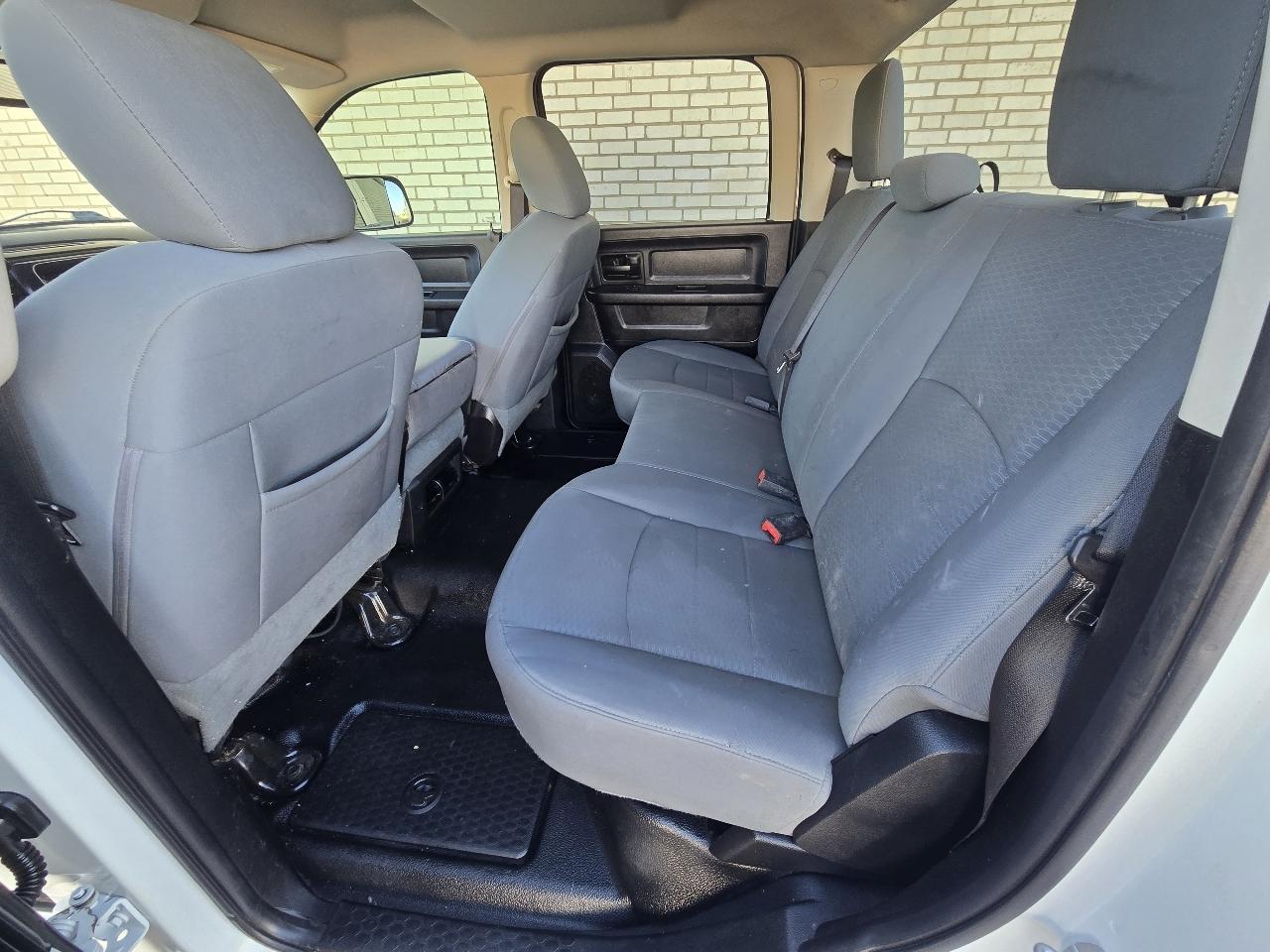 RAM 2500 Tradesman Crew Cab LWB 4WD 2013