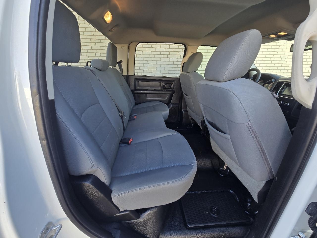 RAM 2500 Tradesman Crew Cab LWB 4WD 2013