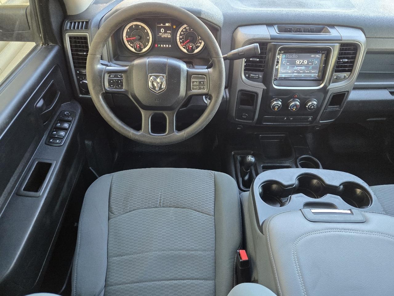 RAM 2500 Tradesman Crew Cab LWB 4WD 2013