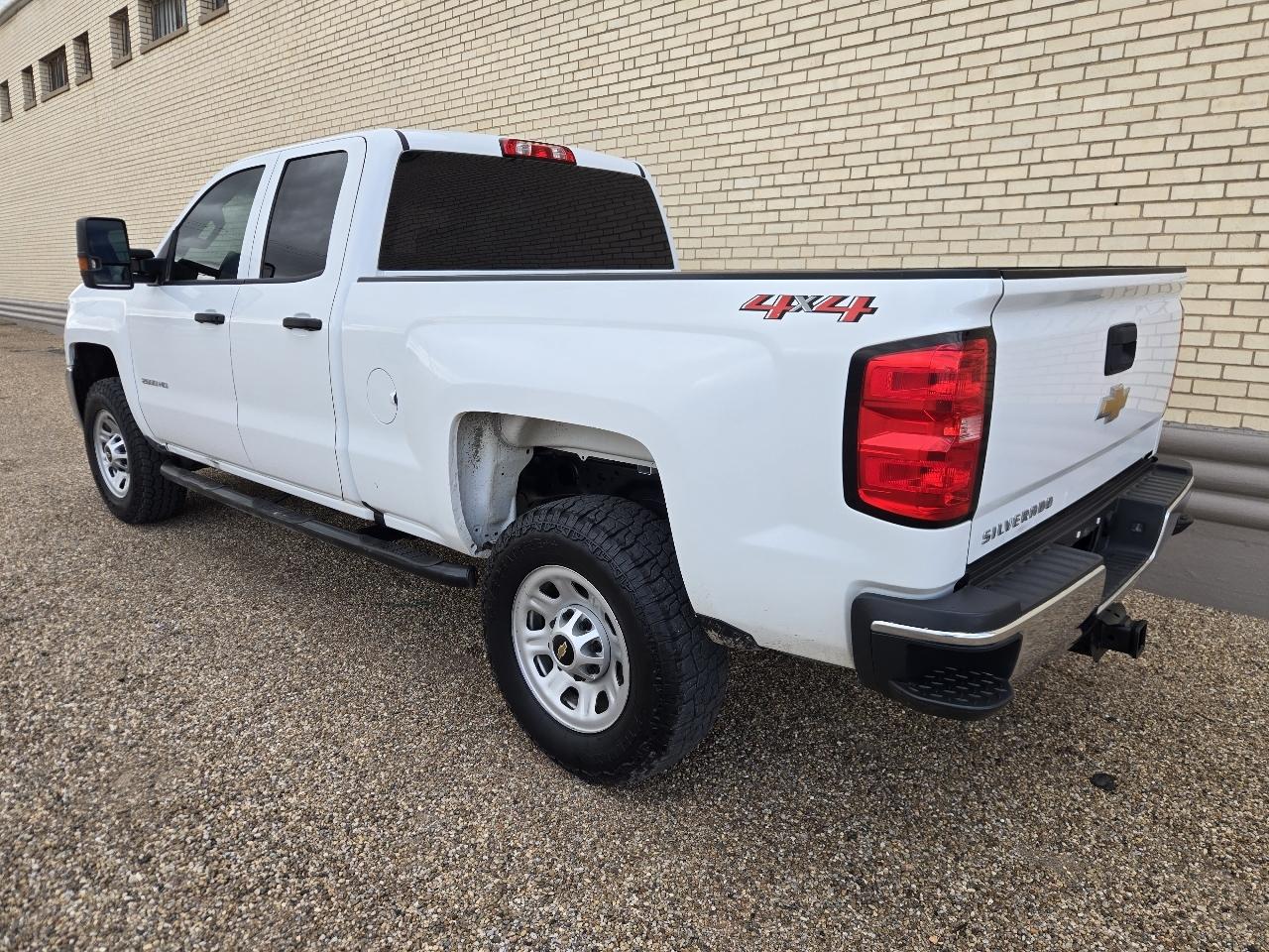 Chevrolet Silverado 2500HD Work Truck Double Cab Short Box 4WD 2019