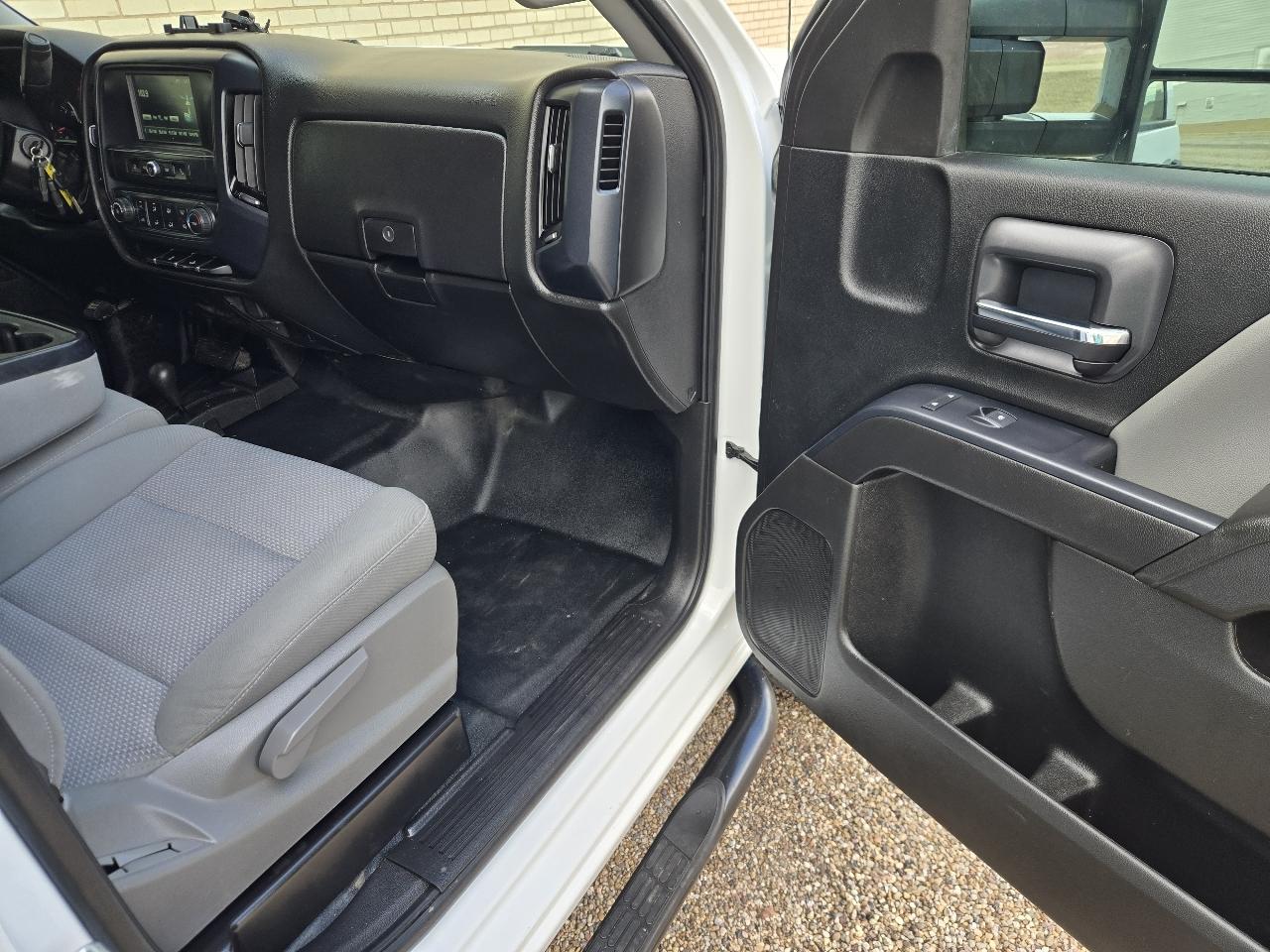 Chevrolet Silverado 2500HD Work Truck Double Cab Short Box 4WD 2019