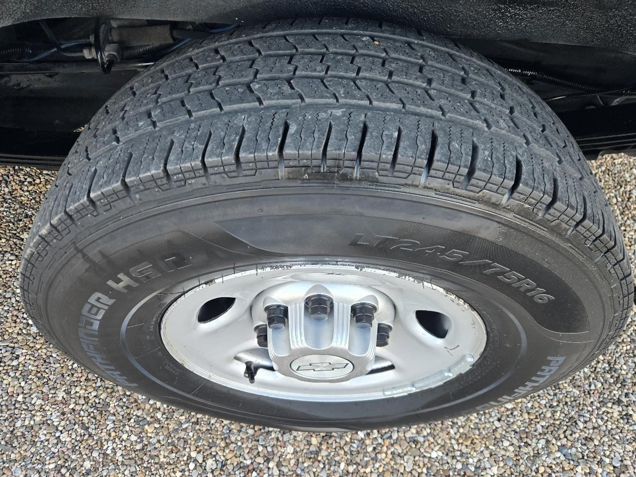 Chevrolet Express Cargo Van RWD 2500 135" 2016