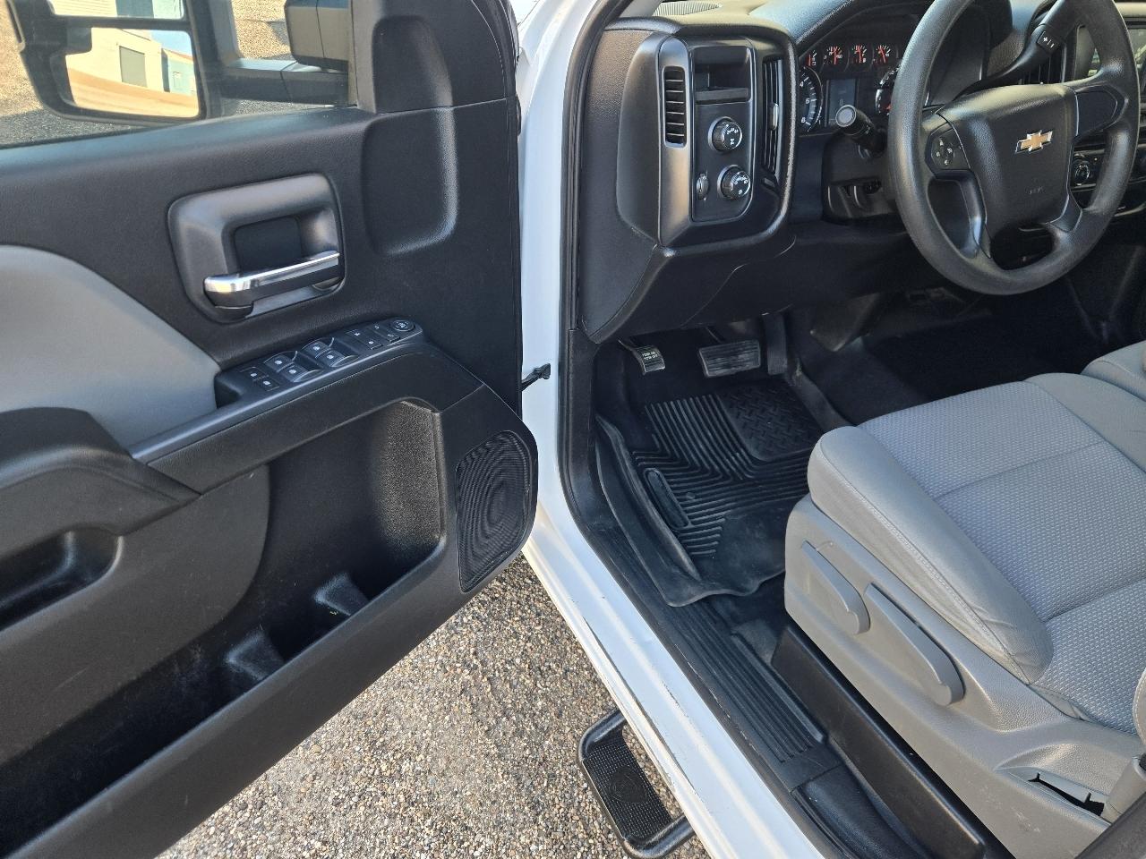 Chevrolet Silverado 2500HD Work Truck Double Cab 4WD 2018