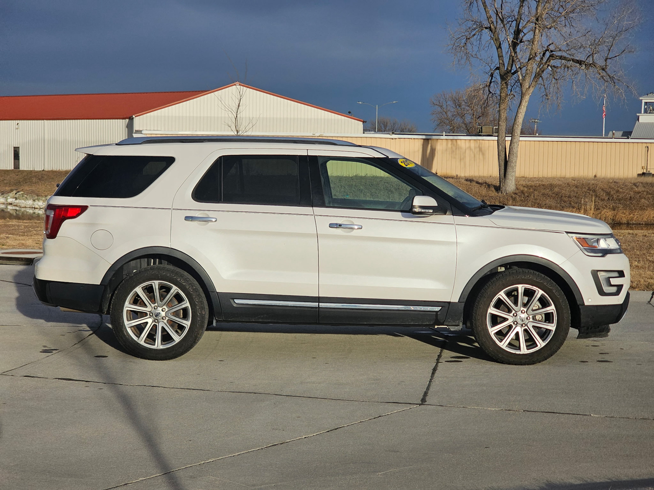 Ford Explorer Limited 4WD 2017