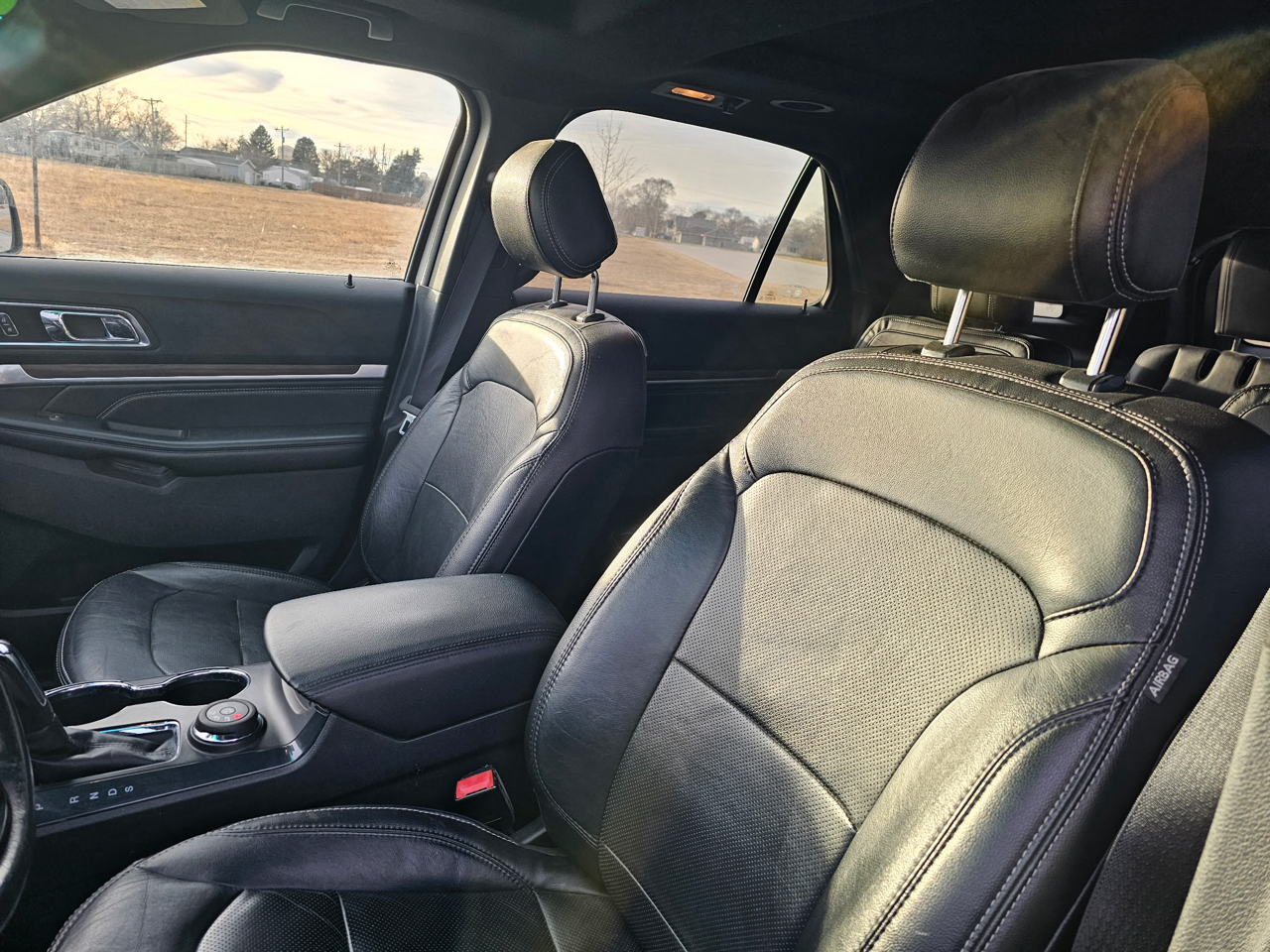 Ford Explorer Limited 4WD 2017