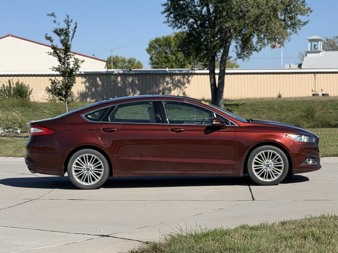 Ford Fusion SE 2016