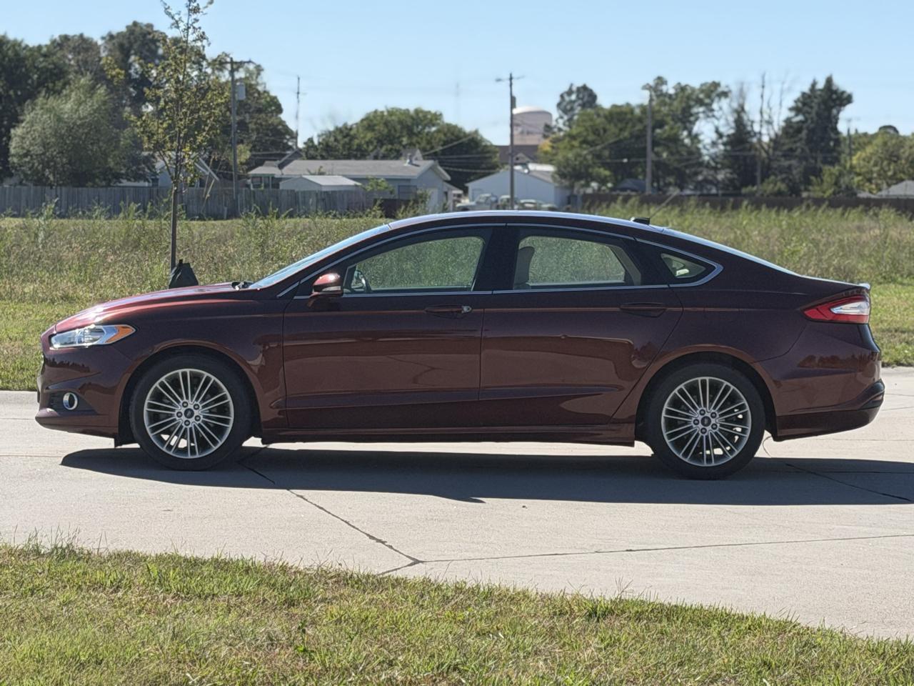 Ford Fusion SE 2016