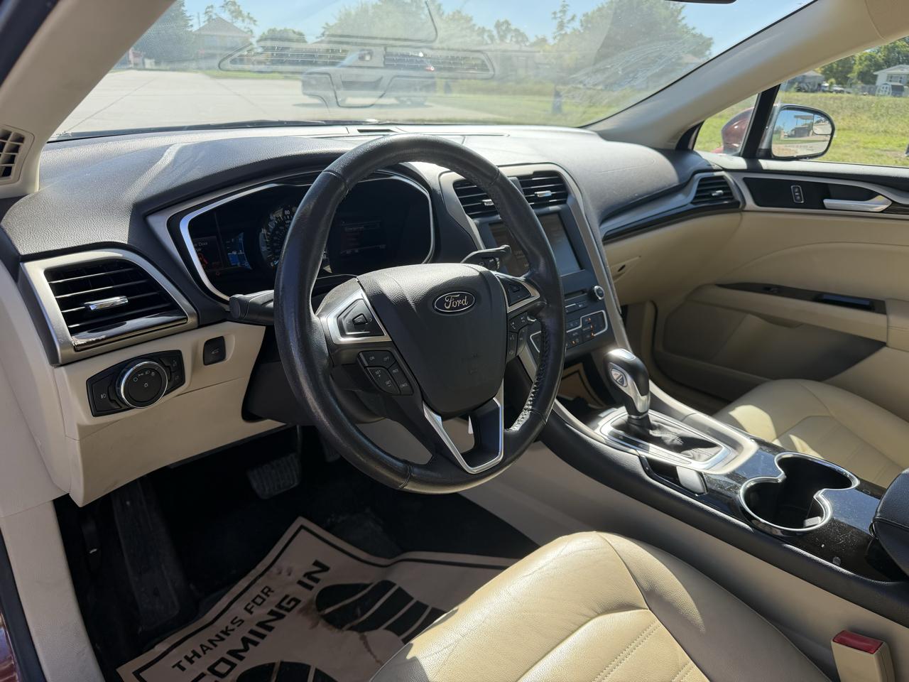 Ford Fusion SE 2016