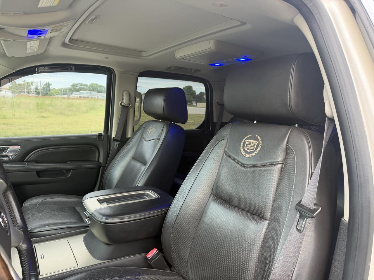 Cadillac Escalade Platinum AWD 2014