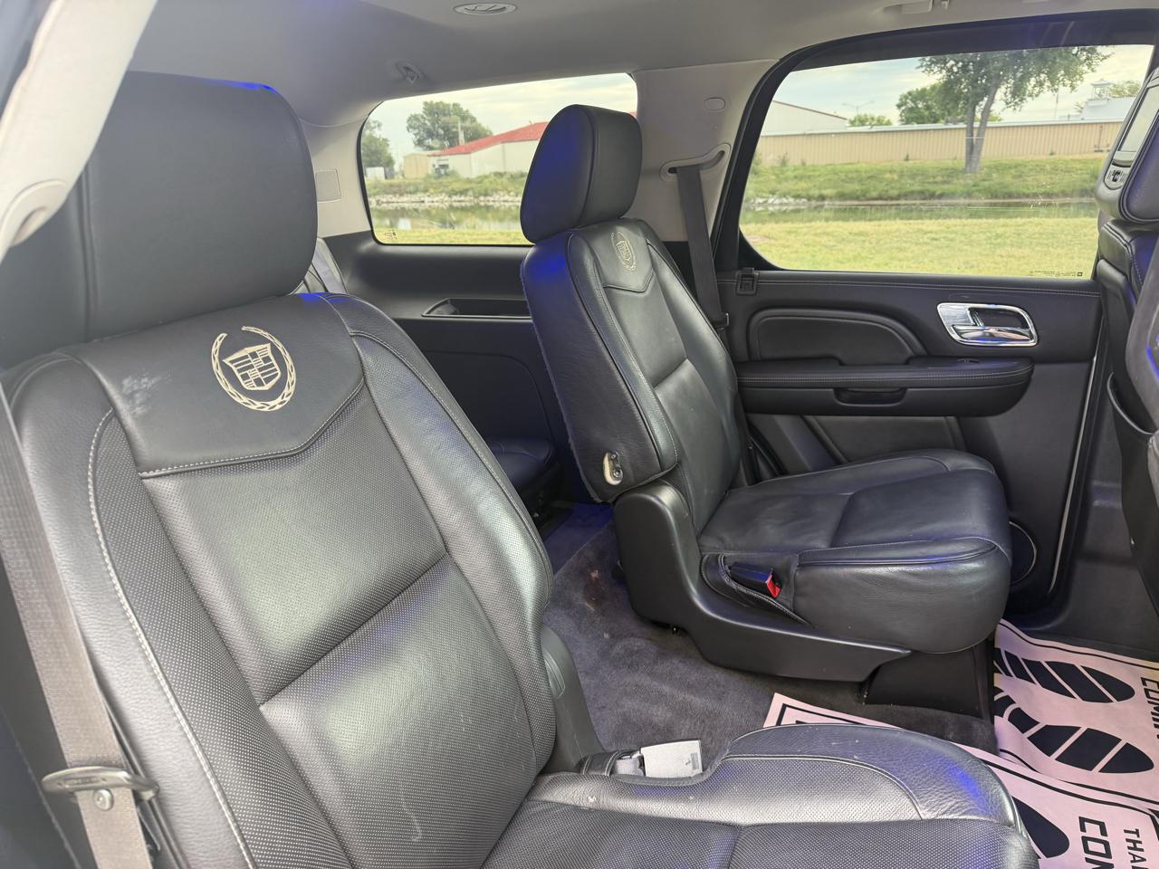 Cadillac Escalade Platinum AWD 2014