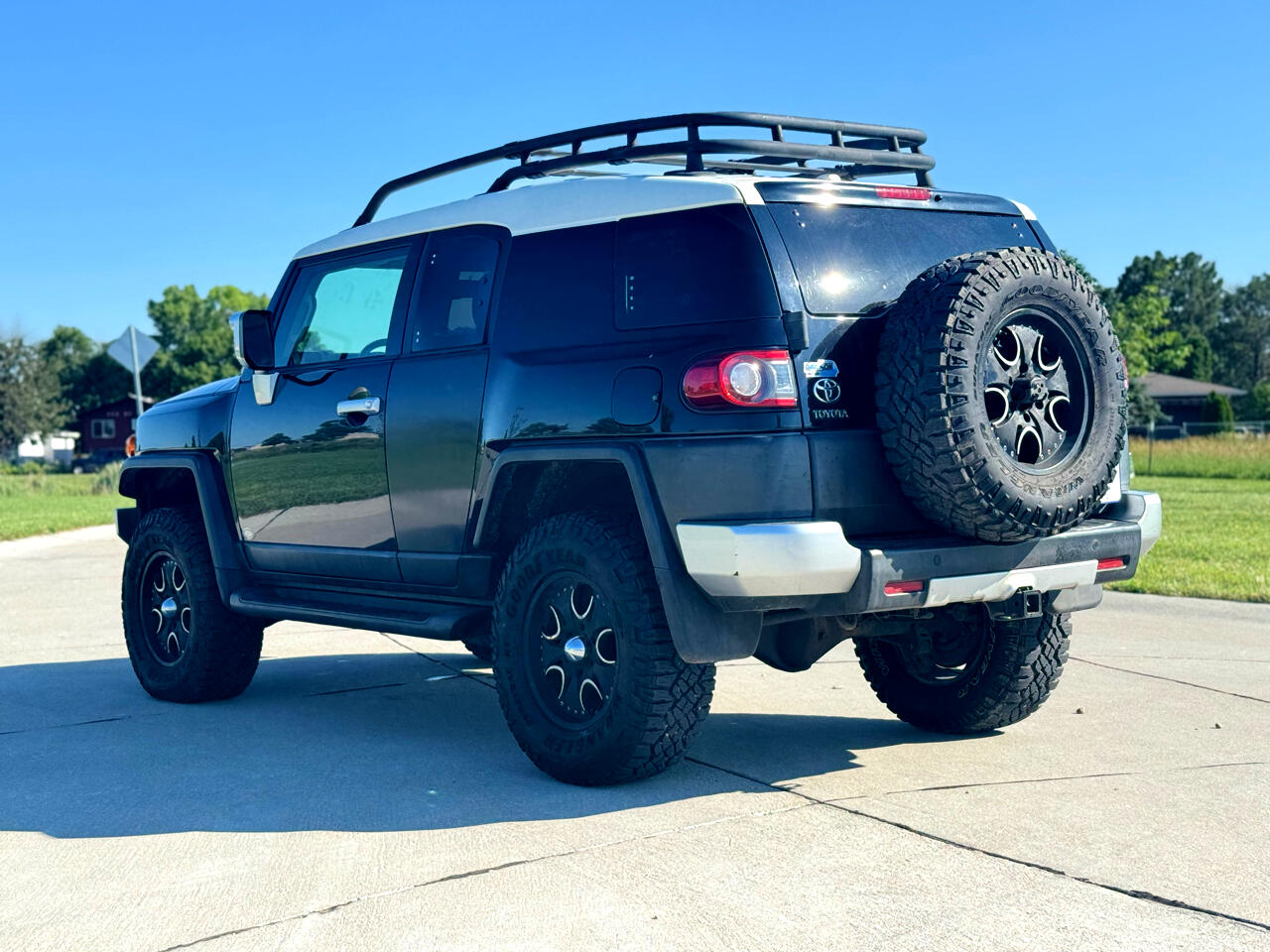 Toyota FJ Cruiser 4WD AT 2012 Toyota FJ Cruiser 4WD AT 2012