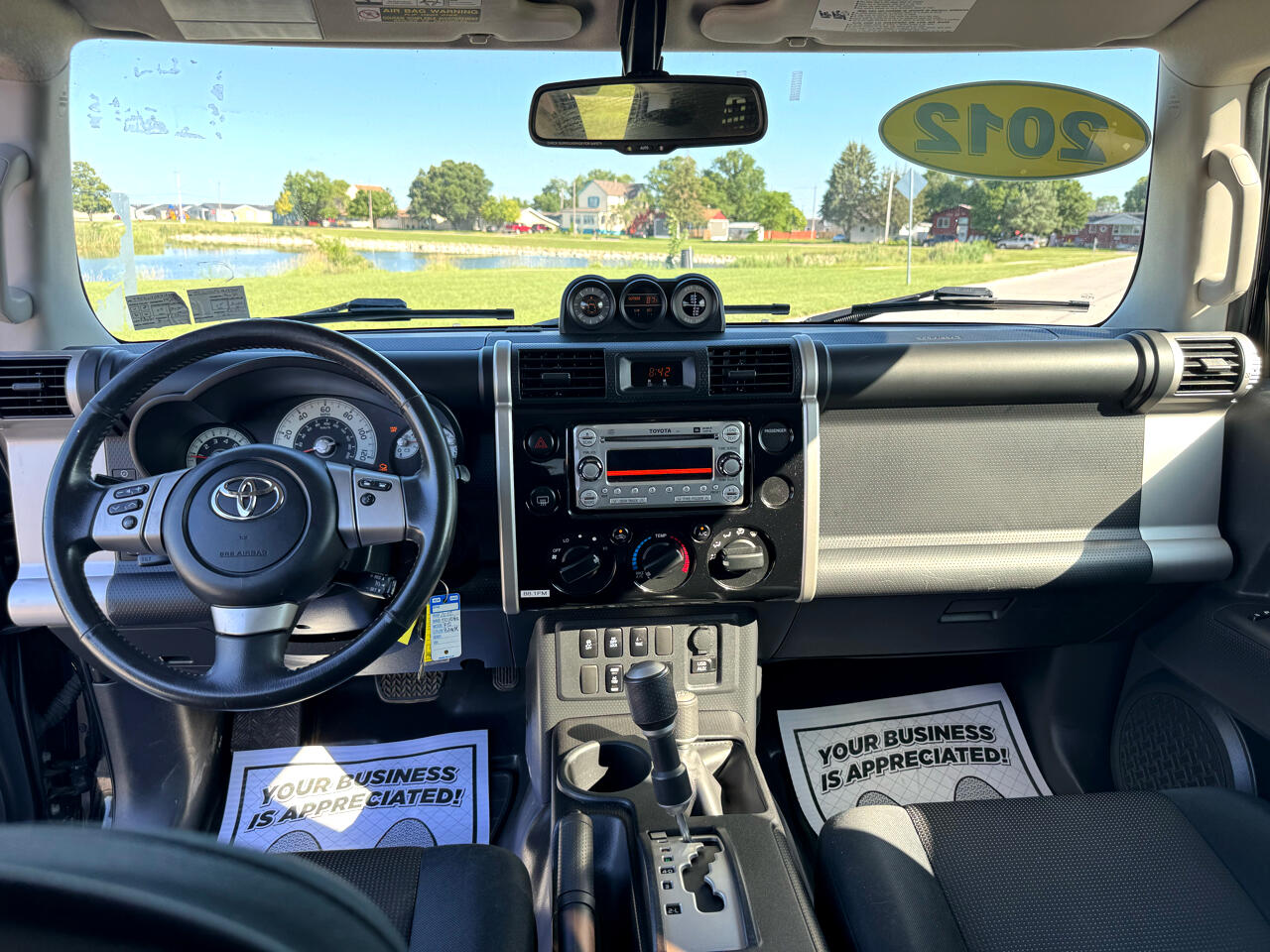 Toyota FJ Cruiser 4WD AT 2012 Toyota FJ Cruiser 4WD AT 2012