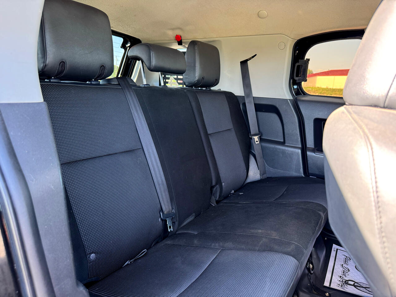 Toyota FJ Cruiser 4WD AT 2012 Toyota FJ Cruiser 4WD AT 2012