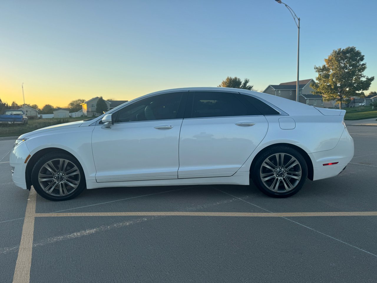 Lincoln MKZ FWD 2013 Lincoln MKZ FWD 2013