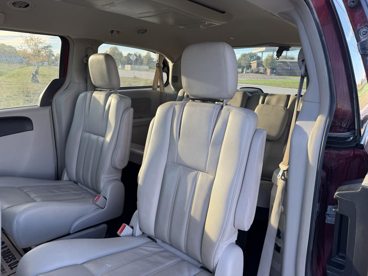Chrysler Town & Country LX 2015