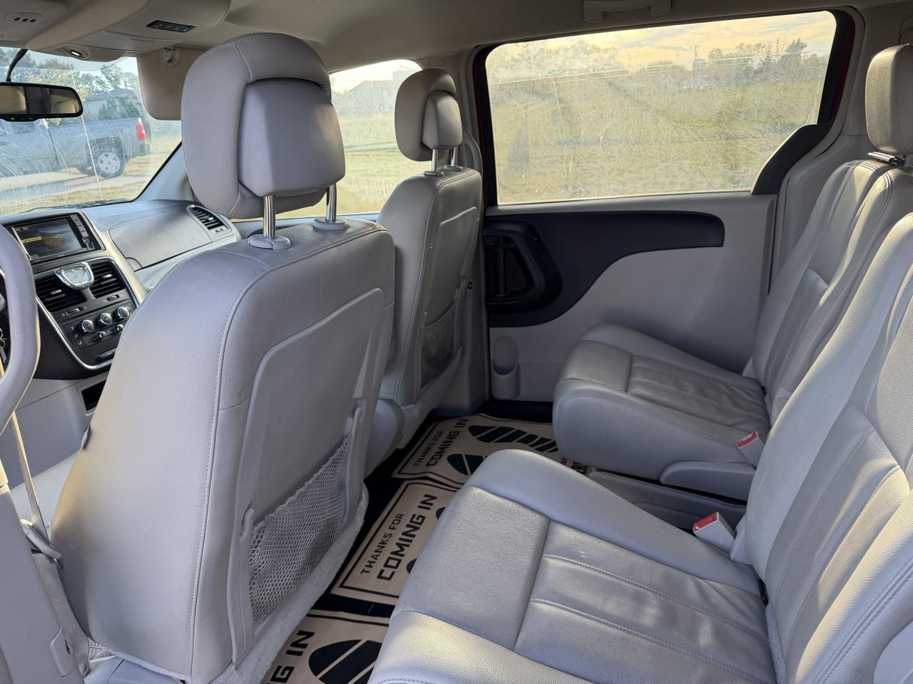 Chrysler Town & Country LX 2015
