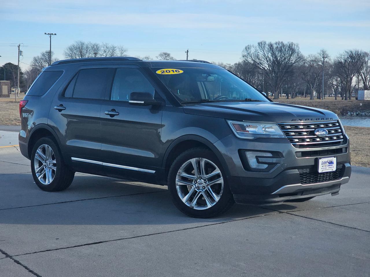 Ford Explorer XLT 4WD 2016