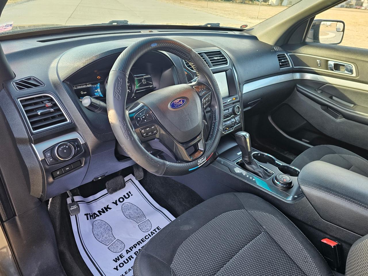 Ford Explorer XLT 4WD 2016