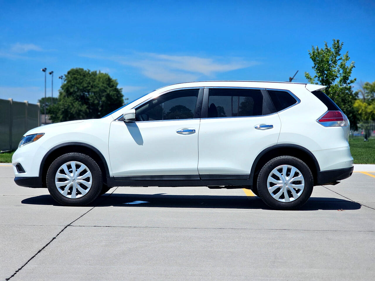 Nissan Rogue SV AWD 2015 Nissan Rogue SV AWD 2015