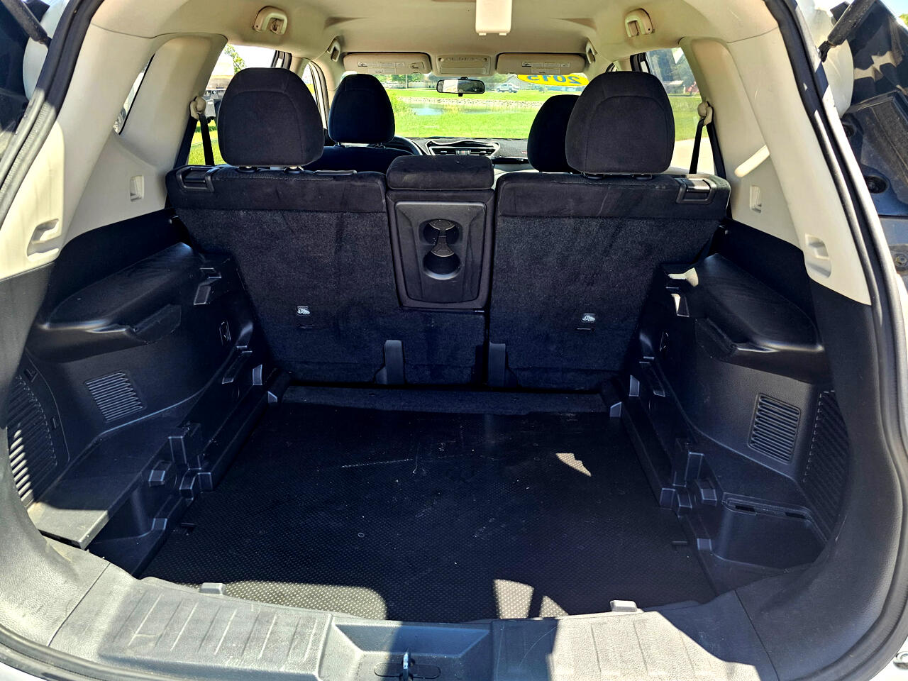 Nissan Rogue SV AWD 2015 Nissan Rogue SV AWD 2015